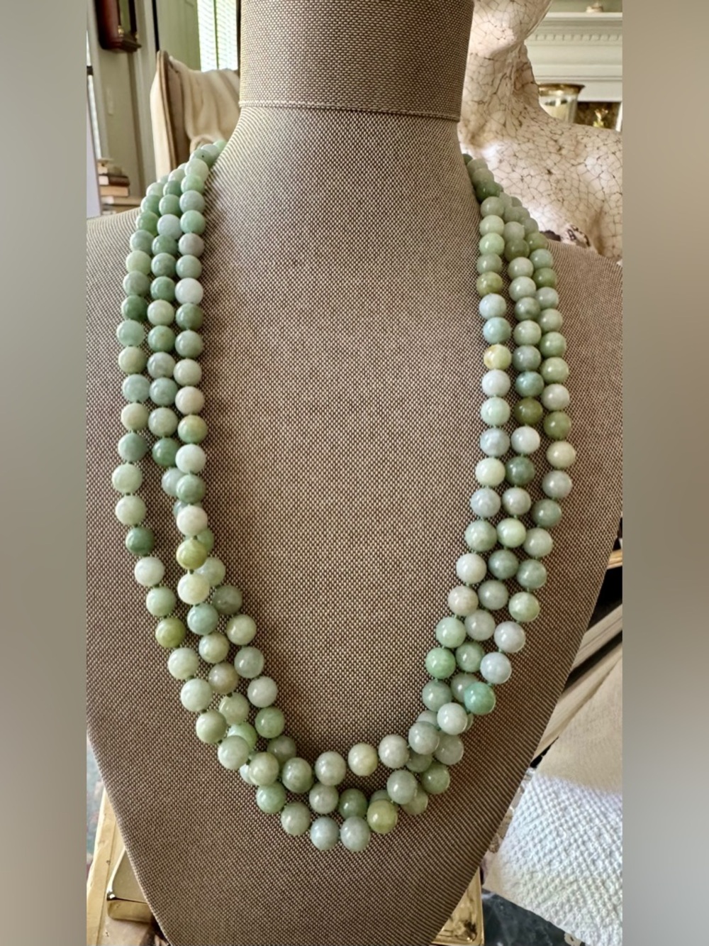 Gorgeous Multi-Strand Green Jade Bead Necklace -Hand Knotted